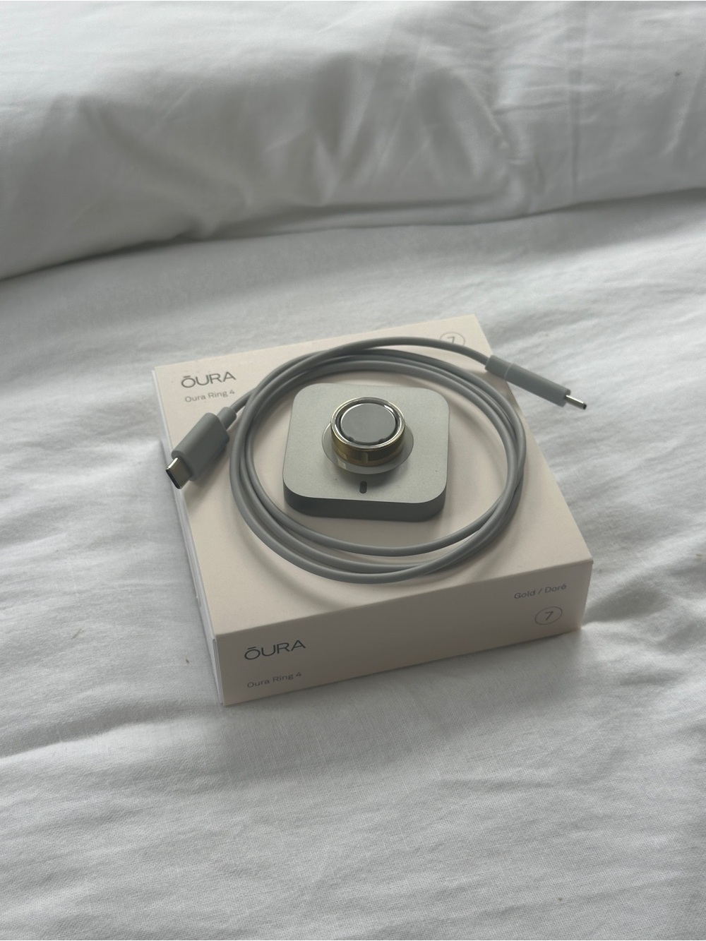 BRAND NEW Gold Oura Ring 4
